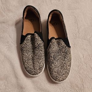 Ugg slip on shoes